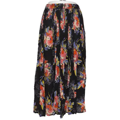 Långkjol (Svart, Flerfärgad) från Qed London Viskos