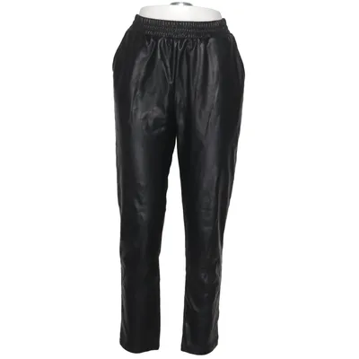 Vinyl broek (Zwart) van Daphnea Polyurethaan