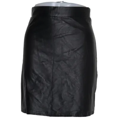 Jupe (Noir) de NLY One Élasthane, Polyester, Polyuréthane
