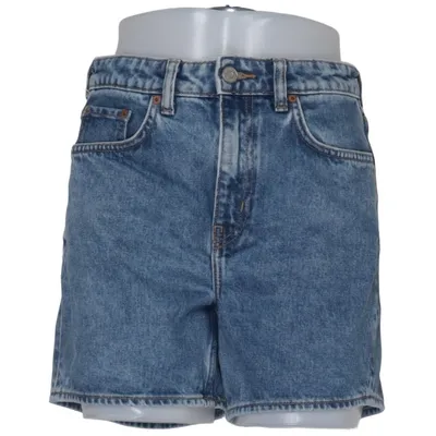 Short en jean (Eya Denim Shorts) de Weekday Coton