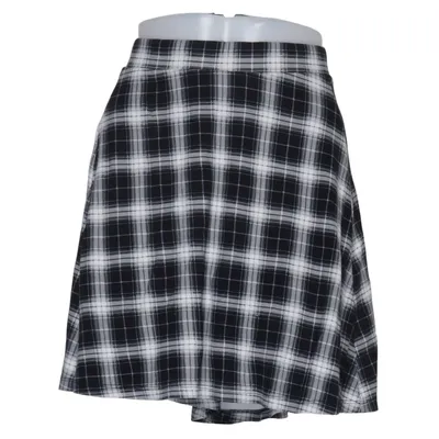 Skirt (Black, White) from Divided by H&M Elastane, Polyester, Viscose