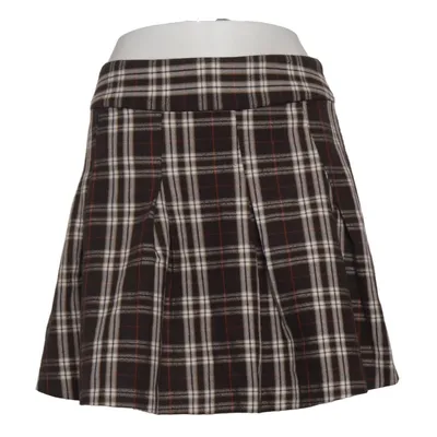 Skirt (Gray, White, Red) from FB Sister