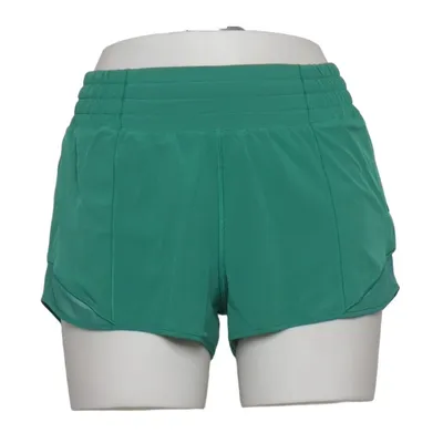Sports shorts (Green) from Lululemon