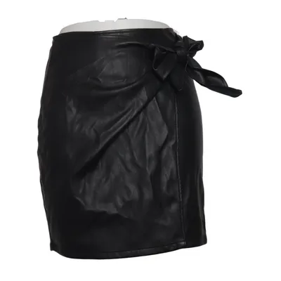 Wickelrock (Tied Waist Pu Skirt) von Karo Kauer x NA-KD Polyester, Polyurethan