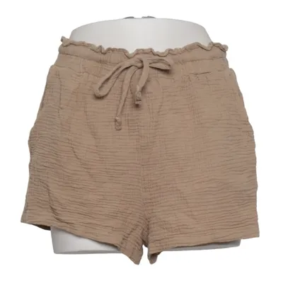Shorts (Beige) from Queen Viscose
