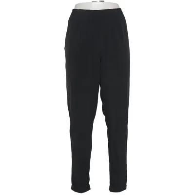 Joggers (Black) from Lolë