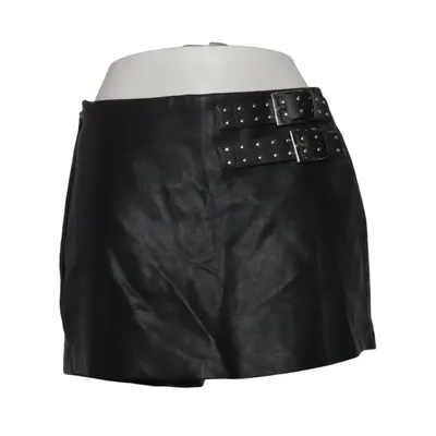 Jupe-short (Noir) de Sister Polyester, Polyuréthane