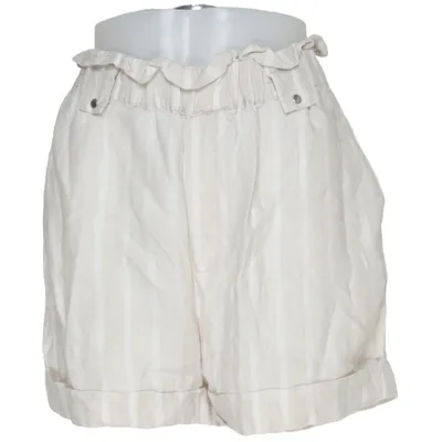 Shorts (Beige, White) from Mango Casual Cotton, Linen, Polyester