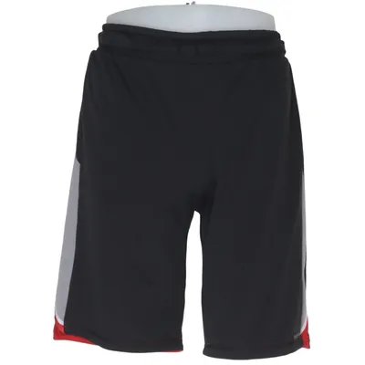 Sports shorts (Black, Red) from Tarmak
