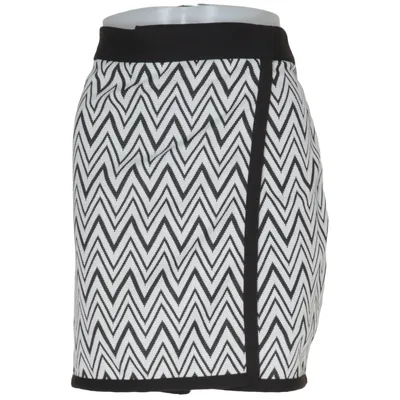 Omlottkjol (Svart, Vit) från Instinct Elastan, Polyester