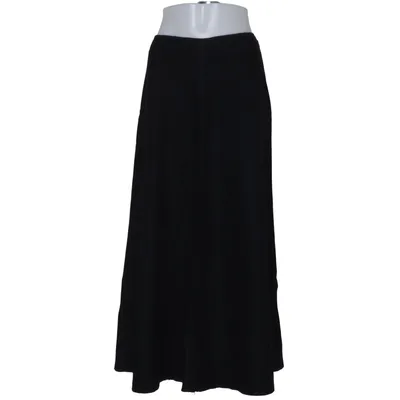 Maxi skirt (Black) from Yllet Wool