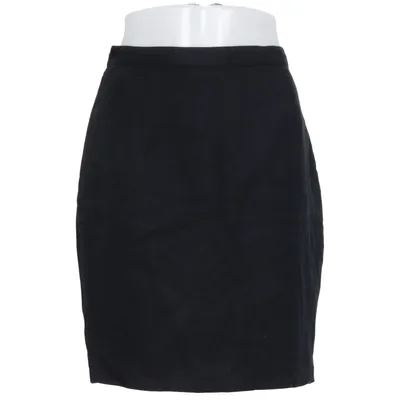Skirt (Black) from Miss H.