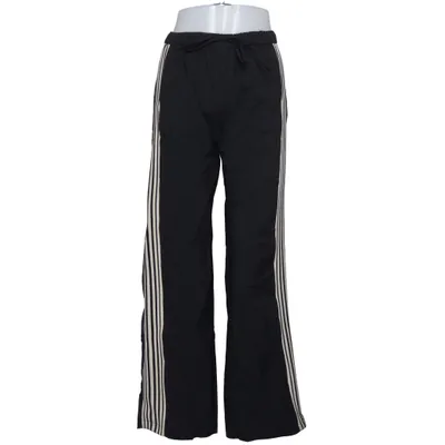 Joggers (Black, White) from Pull & Bear Polyamide