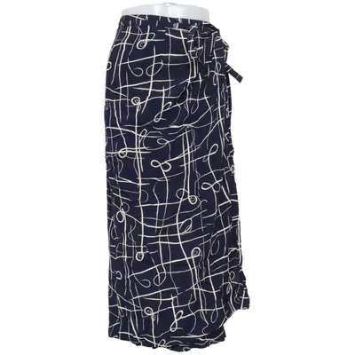 Wrap skirt (Black, White) from Lalique Viscose