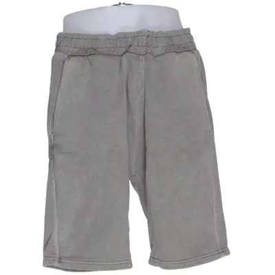 Sweat shorts (Hakim Washed Jersey Shorts) from Weekday Cotton