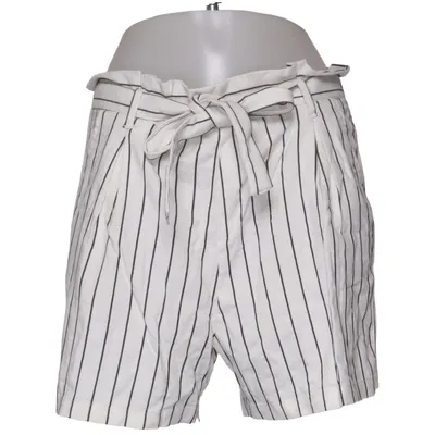 Shorts (White, Black) from Agnes Collection
