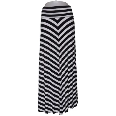 Maxi nederdel (Sort, Hvid) fra Forever 21