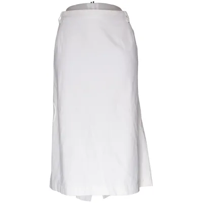 Skirt (White) from Lucia