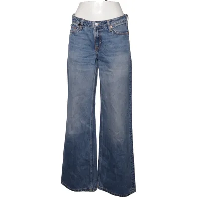 Jeans (Ample Low Loose Jeans) från Weekday Bomull