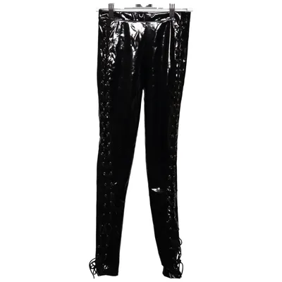 Pantalon en vinyle (Noir) de PrettyLittleThing
