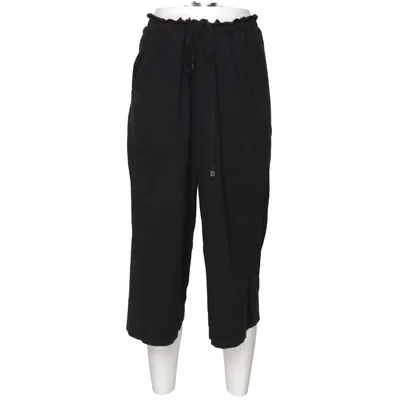 Three-quarter pants (Black) from Living Crafts