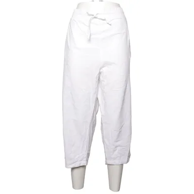Three-quarter pants (White) from Janina Curved Cotton