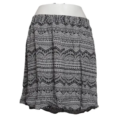 Jupe (Noir, Blanc) de Janina Viscose