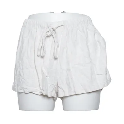 Shorts (Beige) from Ivory Rose