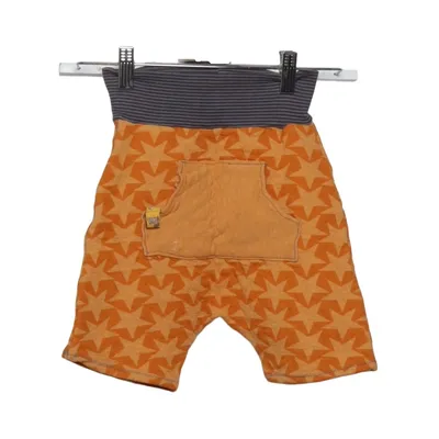 Sweatshort (Geel) van Maxomorra