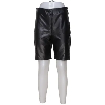 Short en cuir (Noir) de Escape