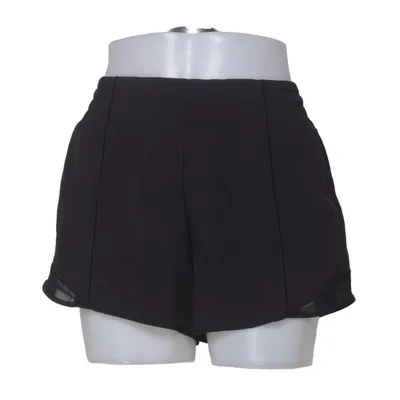 Sports shorts (Black) from Lululemon