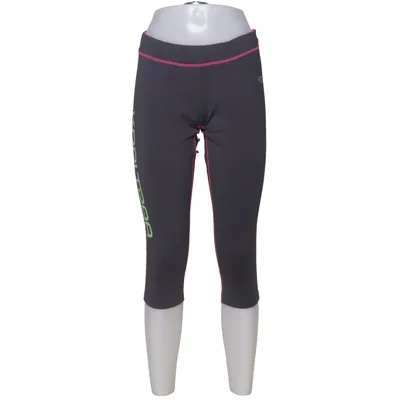 Three-quarter pants (Gray, Pink) from Kari Traa