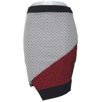 Nederdel (Rød, Sort, Hvid) fra Lustre Elastan, Polyester