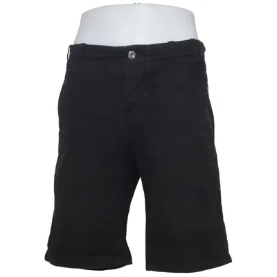 Shorts (Schwarz) von Win Win Baumwolle