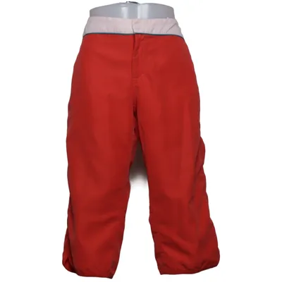 Three-quarter pants (AMANDA L SH) from Peak Performance Polyester