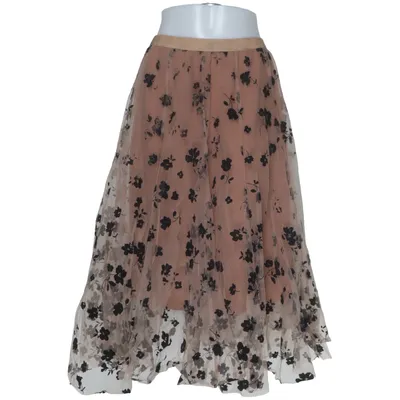 Tulle skirt (Beige, Black) from Chicwish Polyester