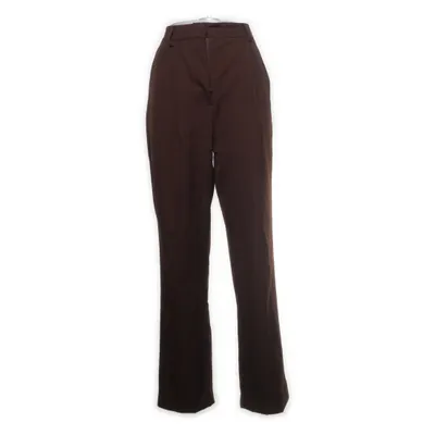 Kostuumbroek (Bruin) van NA-KD Elastaan, Polyester