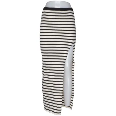 Maxi skirt (Black, White) from Bershka