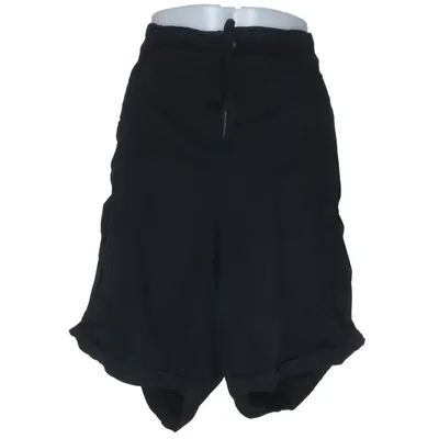 Shorts (Black) from Generous Cotton