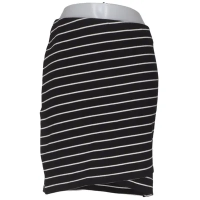 Skirt (Black, White) from EDC by ESPRIT