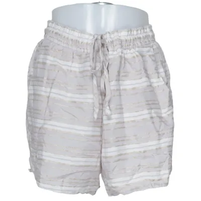Pajama shorts (Beige, White) from Liberte