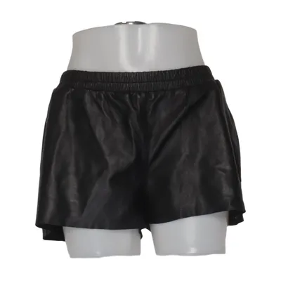 Lädershorts (Svart) från Tigha Skinn, Polyester