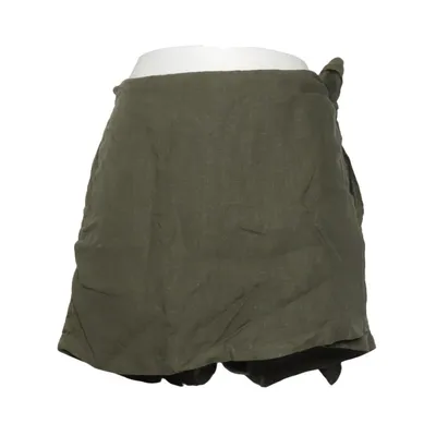 Shorts (Green) from Christian Siriano Linen