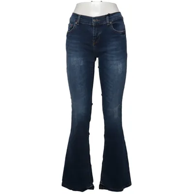 Jeans (Soft Flare) from Subdued Cotton, Elastane