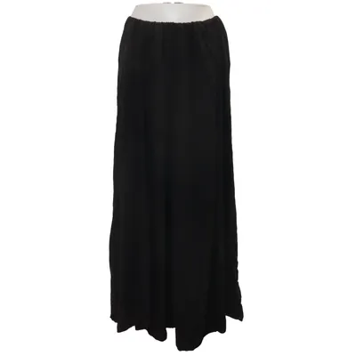 Maxi skirt (Black) from Zuiki