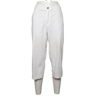 Three-quarter pants (White) from Kingfield