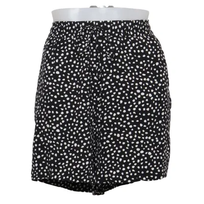 Shorts (Schwarz, Weiß) von Rock your Curves by Angelina Kirsch Viskose