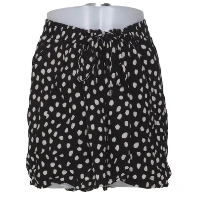 Shorts (Black, White) from Samsa Collection Viscose