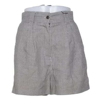 Shorts (Black, White) from PinKiss