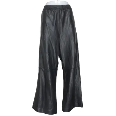 Pantalon en cuir (Noir) de COS Cuir